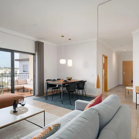 Loreto Floor Center With Indoor Pool * Lagos