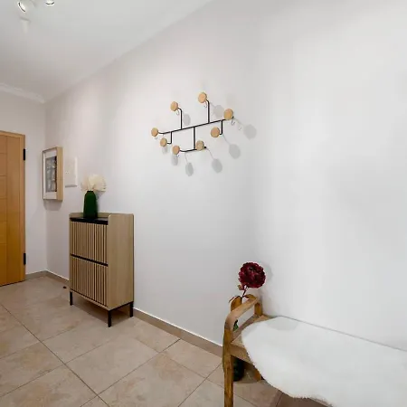 Loreto Floor Center With Indoor Pool * Lagos