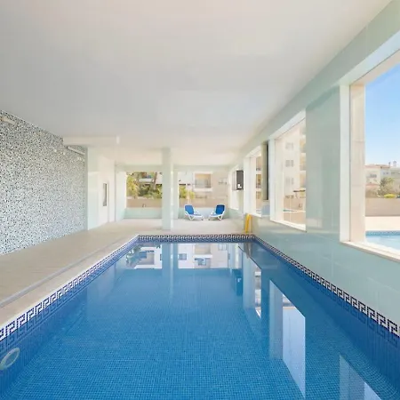 דירה Loreto Floor Center With Indoor Pool *